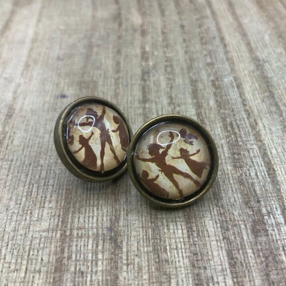 Disney Silhouette Peter Pan Flying Stud Earrings - Picture 6 of 8
